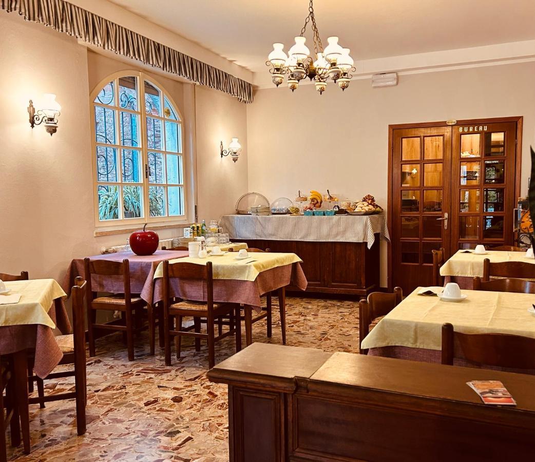 Albergo Da Pina Lazise Exterior foto